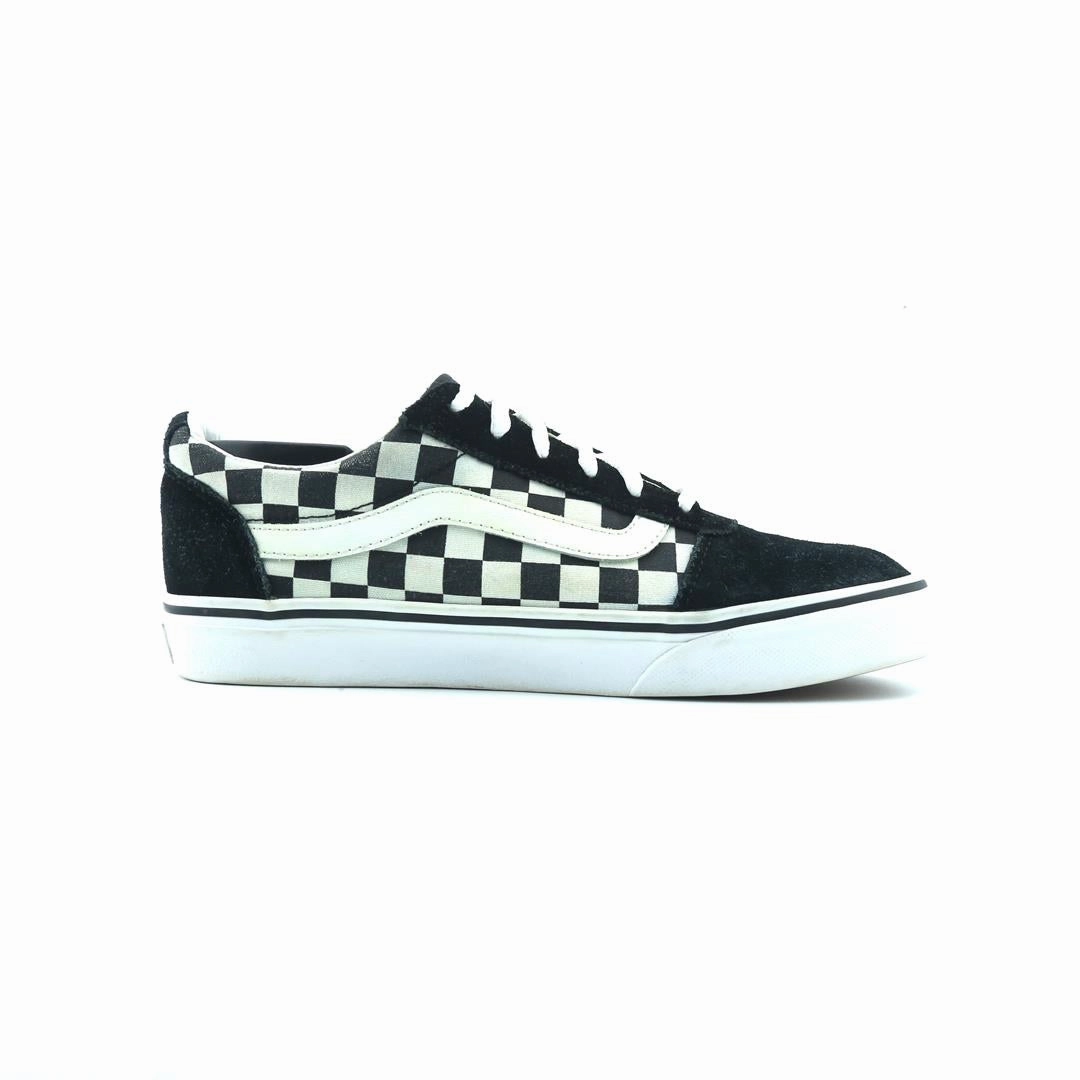 VANS OLD SKOOL  CHECKERBOARD Vans skate shoe imagery