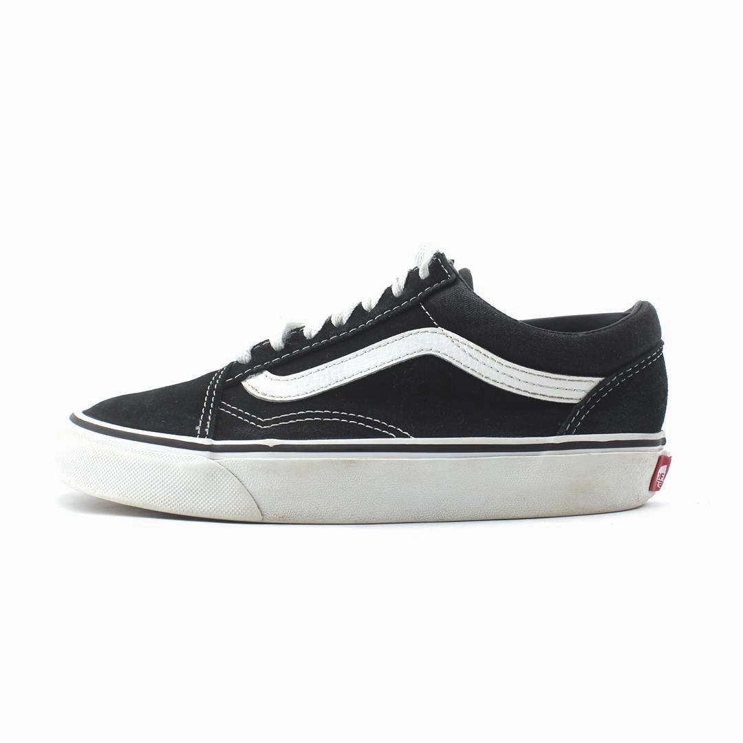 VANS OLD SKOOL Vans retro-inspired footwear styles