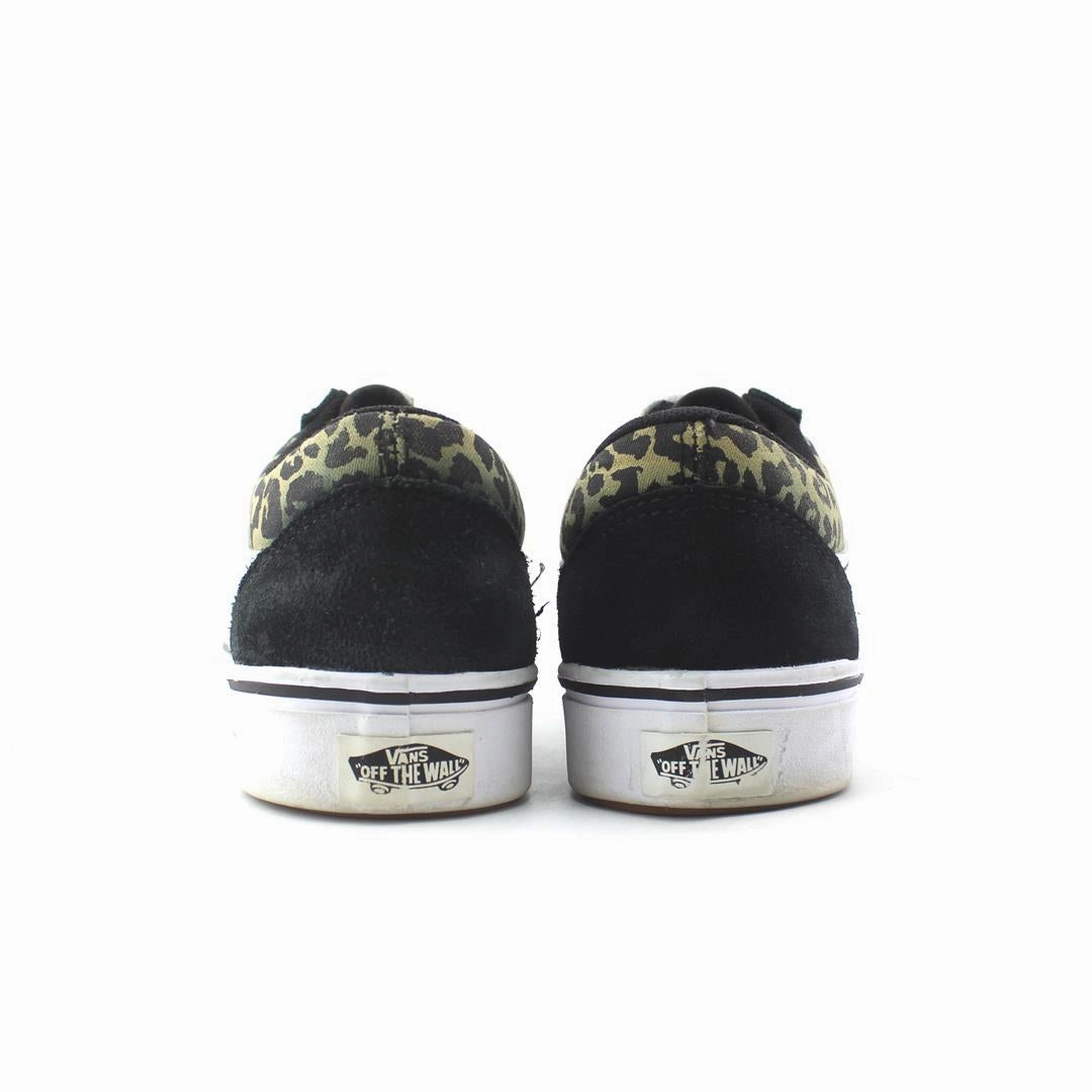 VANS OLD SKOOL Vans casual shoe snapshots