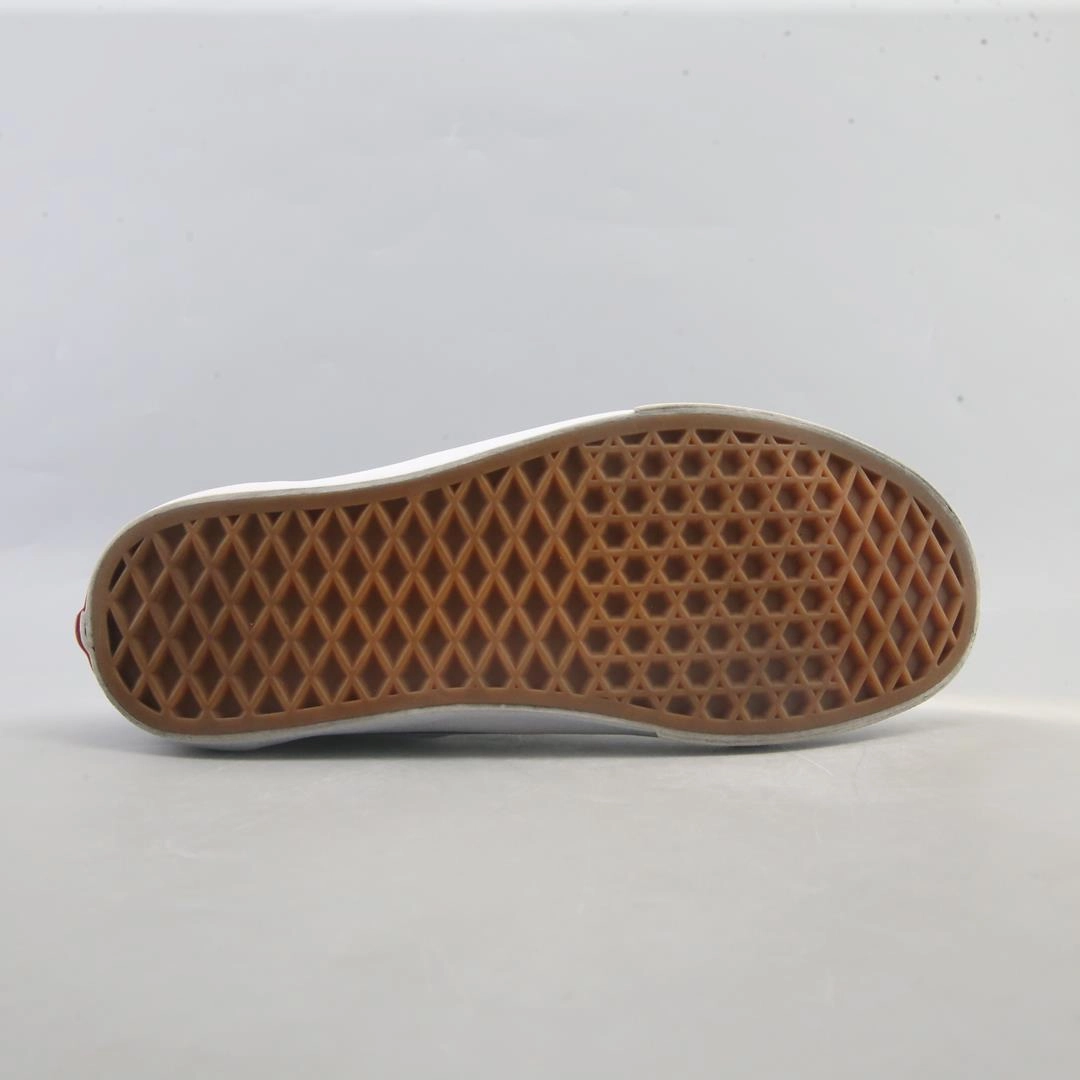 VANS OLD SKOOL Vans casual shoe snapshots