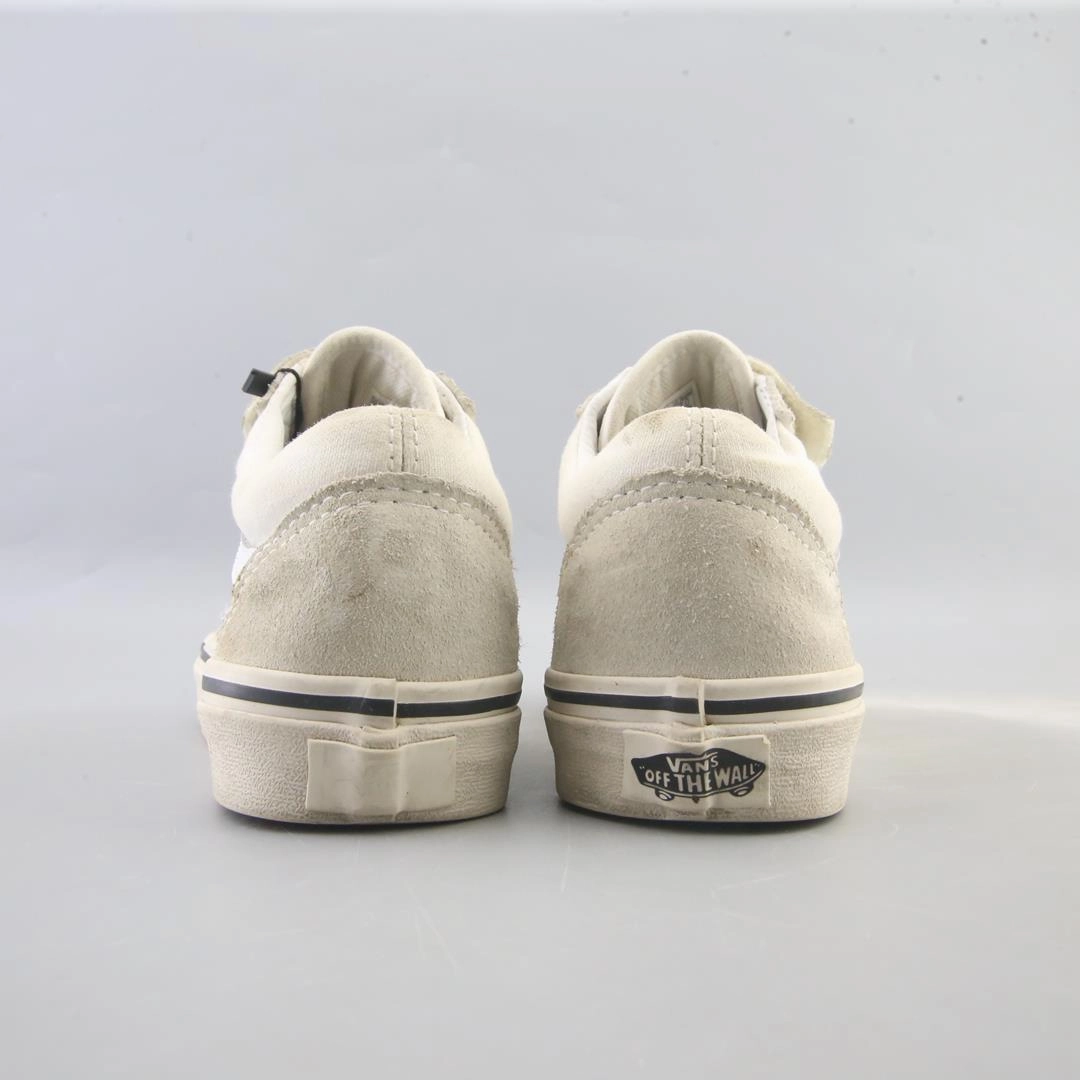 VANS OLD SKOOL Vans casual shoe snapshots