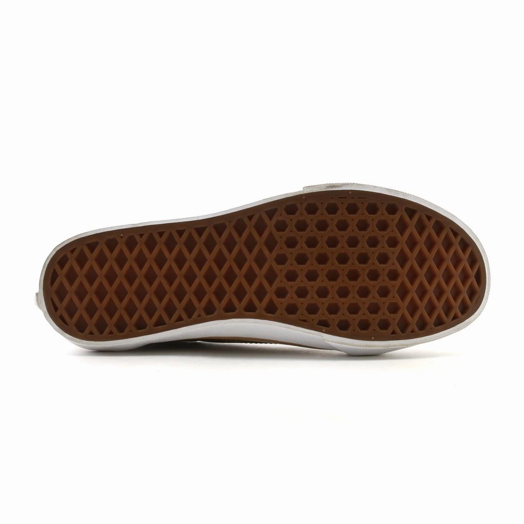 VANS OLD SKOOL Vans casual shoe snapshots