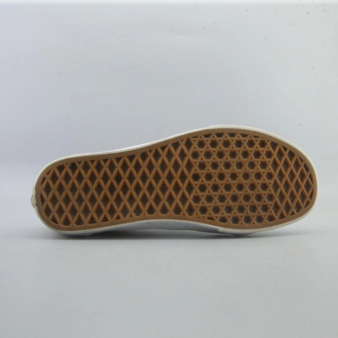 VANS OLD SKOOL Vans casual shoe snapshots