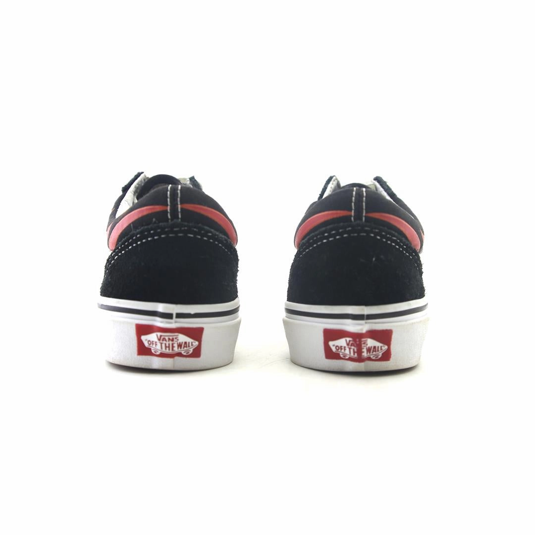 VANS OLD SKOOL Vans casual shoe snapshots
