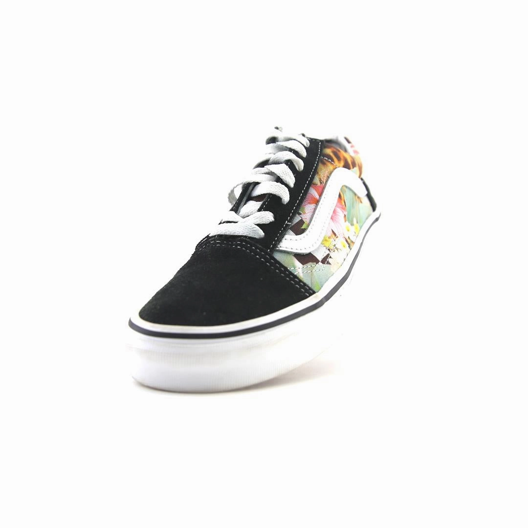 VANS OLD SKOOL Vans casual shoe snapshots