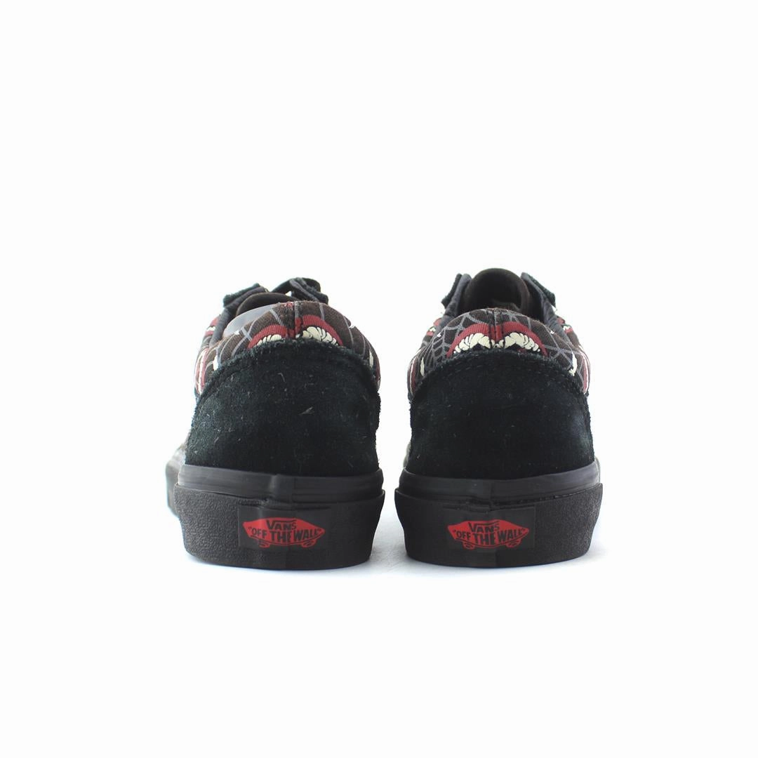 VANS OLD SKOOL Vans casual shoe snapshots