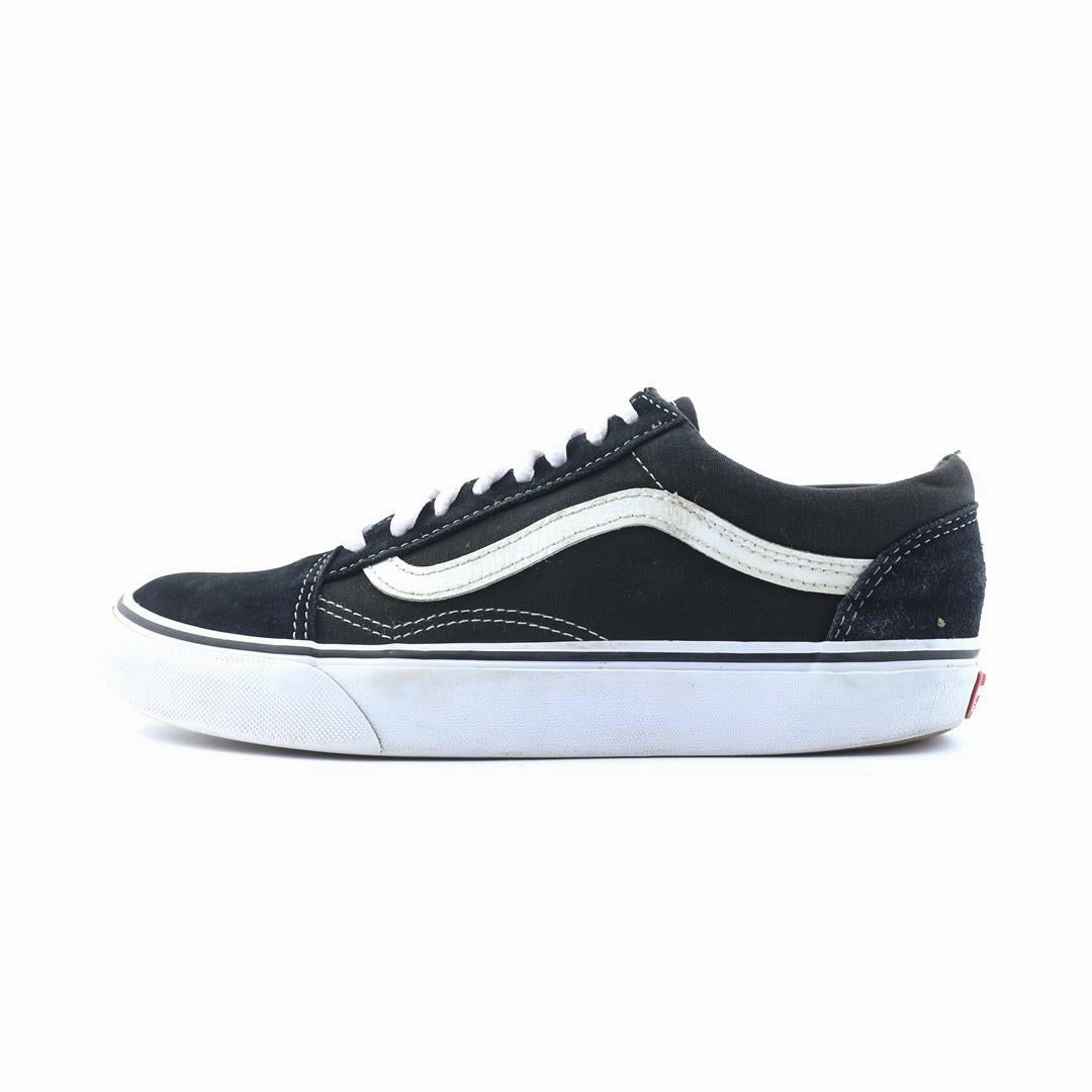 VANS OLD SKOOL Vans iconic skate shoe designs