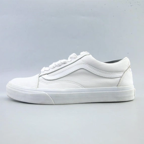 VANS OLD SKOOL Vans iconic skate shoe designs