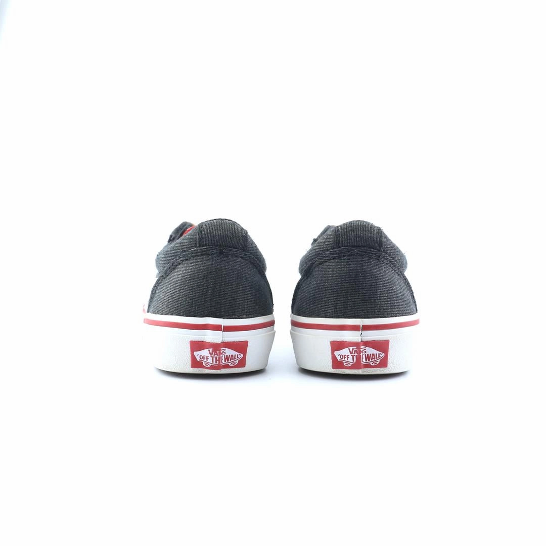 VANS OLD SKOOL Vans classic sneaker styles
