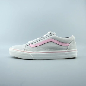 VANS OLD SKOOL Vans iconic skate shoe designs