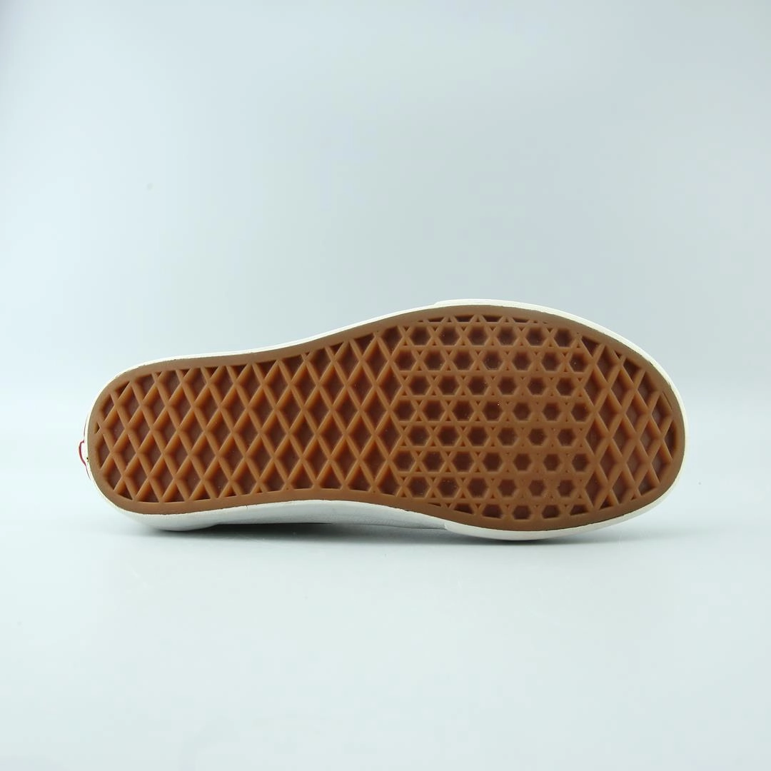 VANS OLD SKOOL Vans skate shoe imagery
