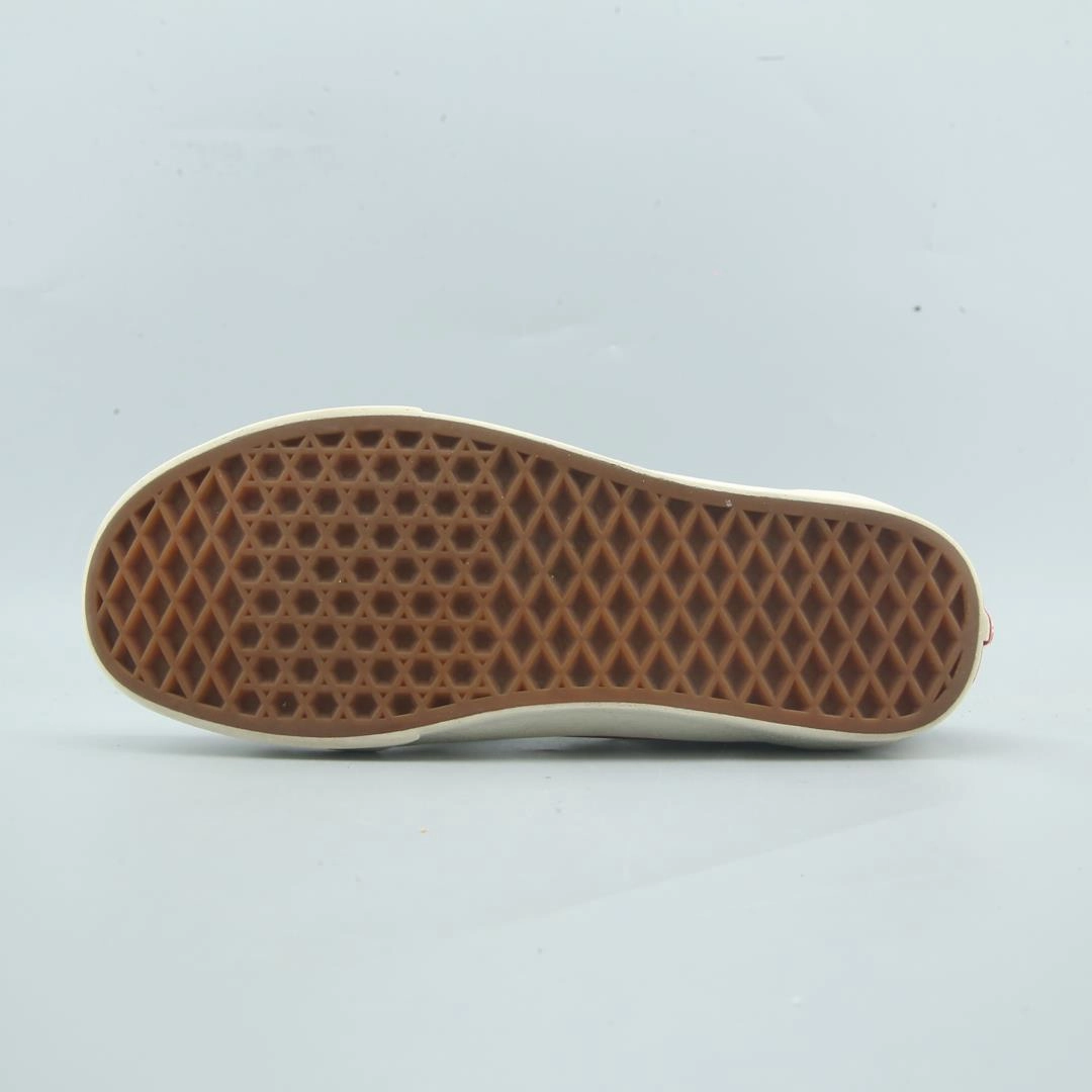 VANS OLD SKOOL Vans skate shoe imagery