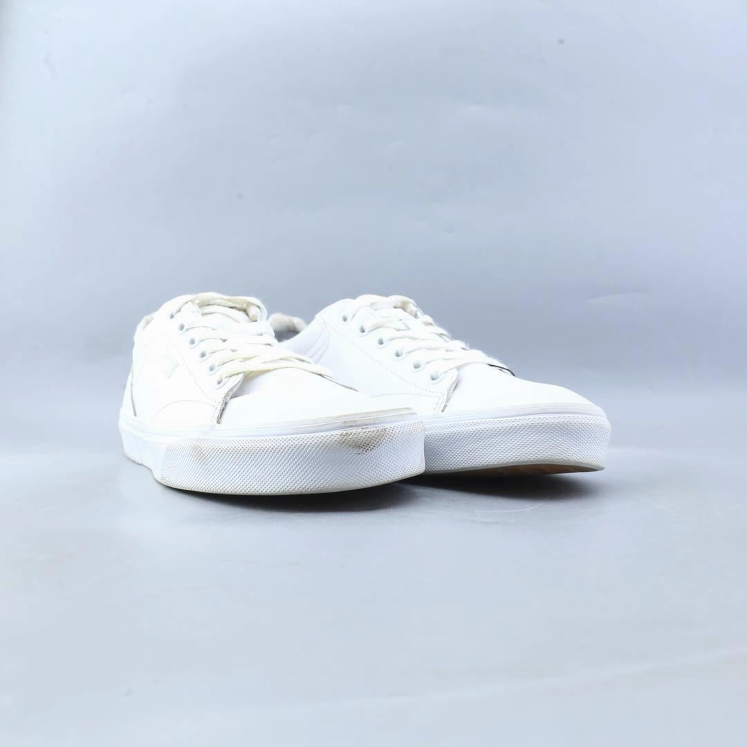 VANS OLD SKOOL Vans skate shoe imagery