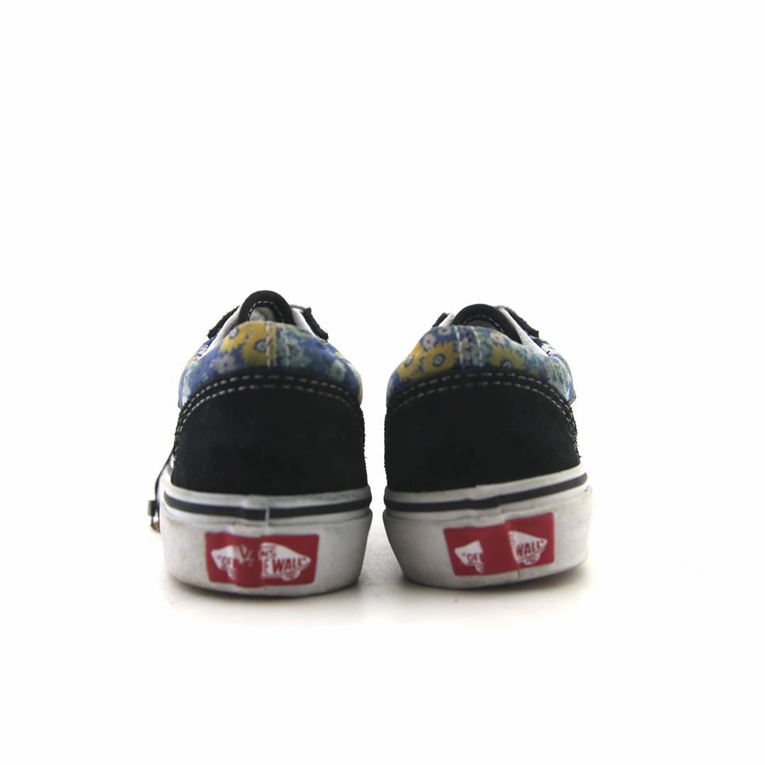 VANS OLD SKOOL Vans skate shoe imagery