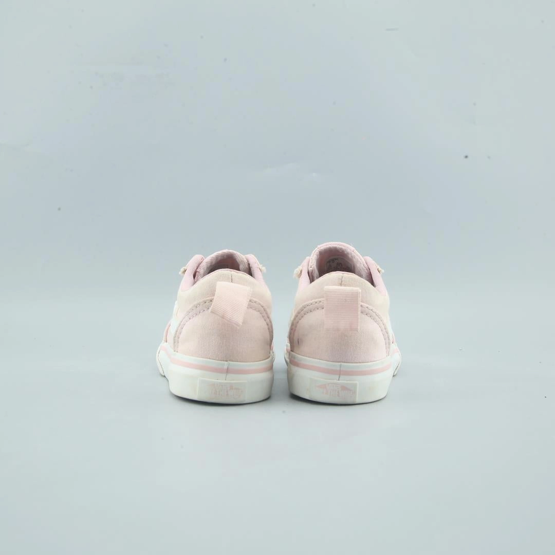 VANS OLD SKOOL Vans skate shoe imagery