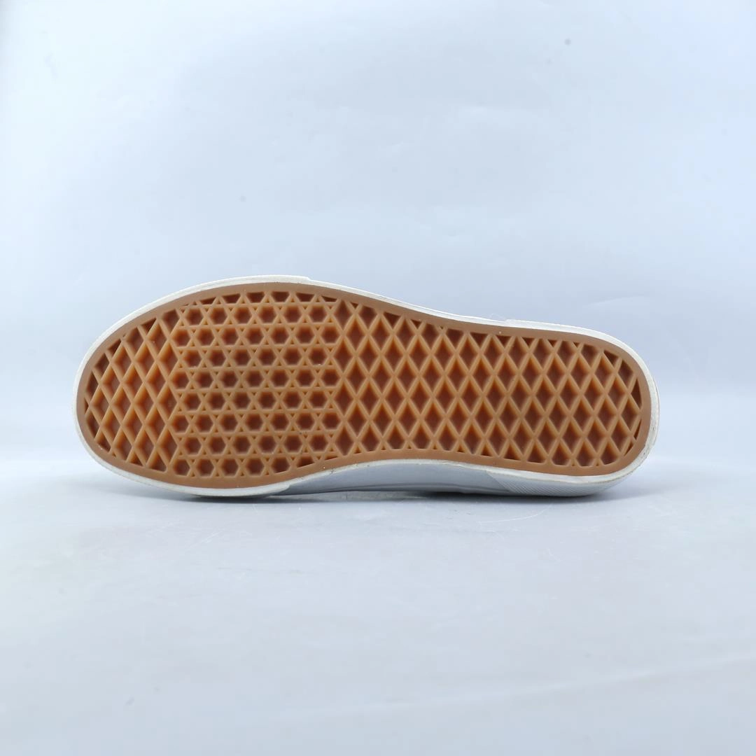 VANS OLD SKOOL Vans skate shoe imagery