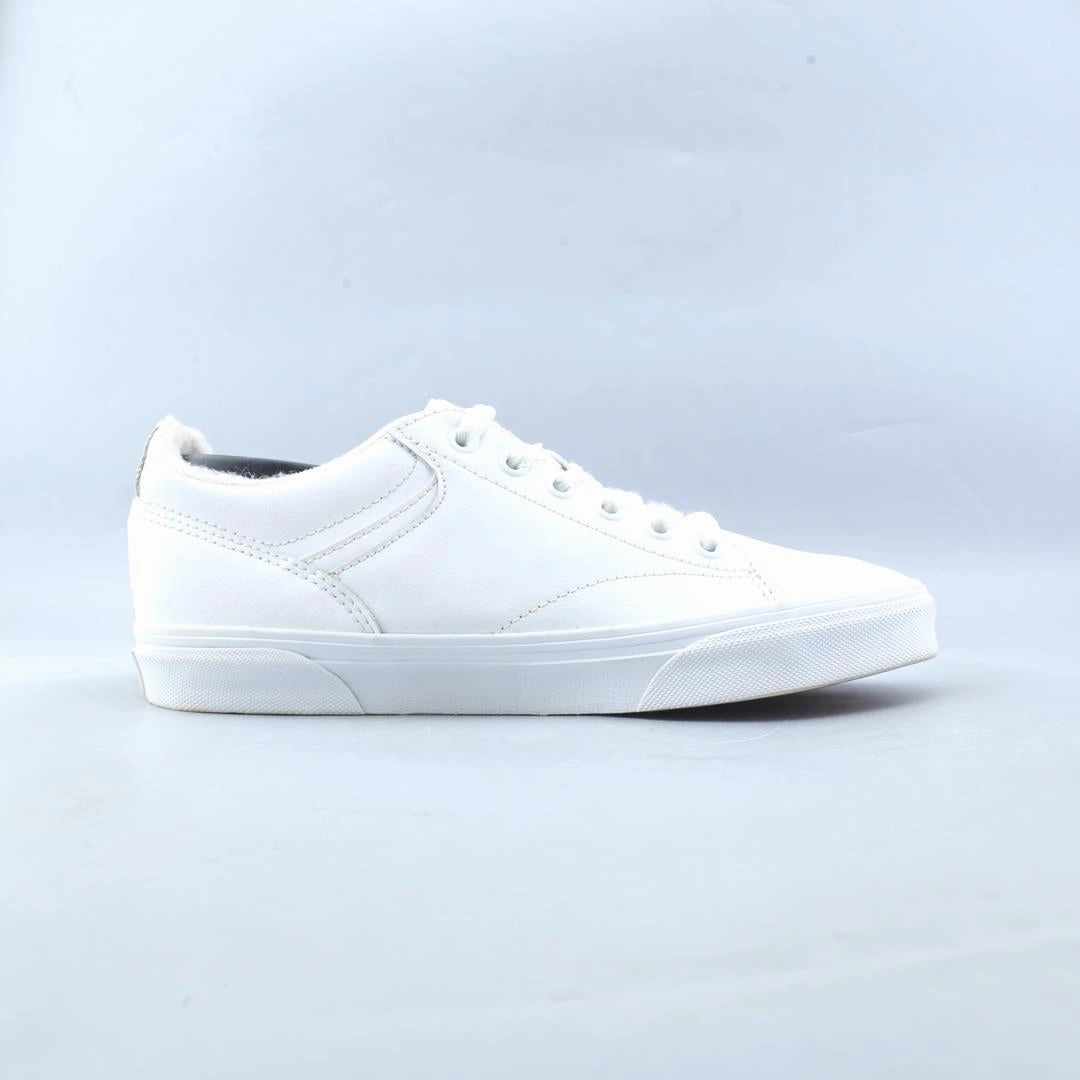 VANS OLD SKOOL Vans skate shoe imagery