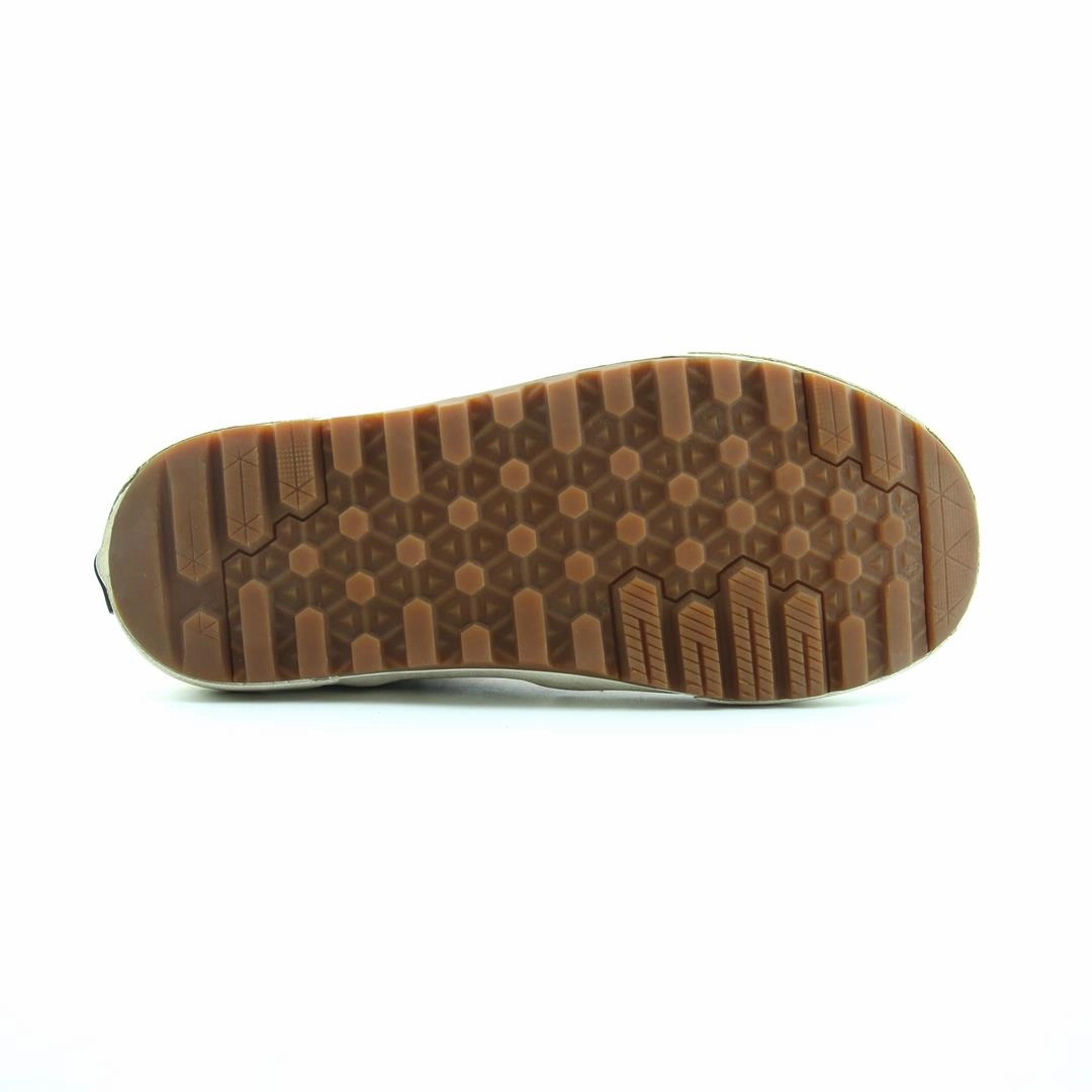 VANS SK8-HI MTE-2 Vans skate shoe imagery