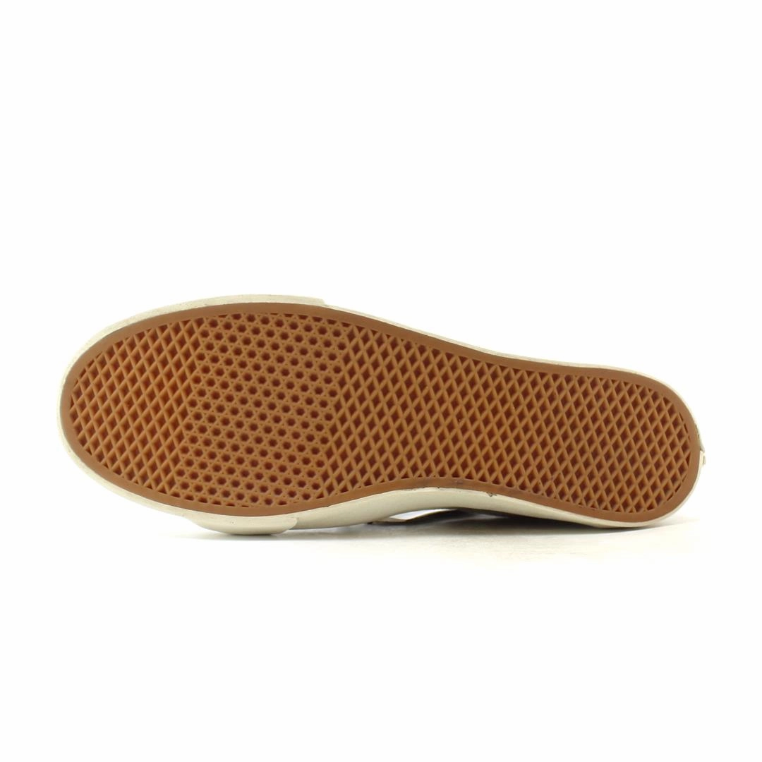 VANS SK8-HI Vans casual shoe snapshots