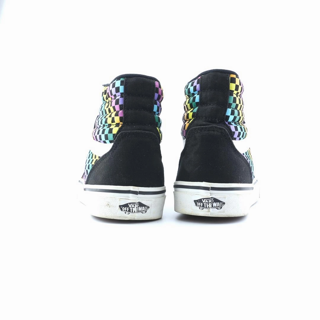 VANS SK8-HI Vans skate shoe imagery