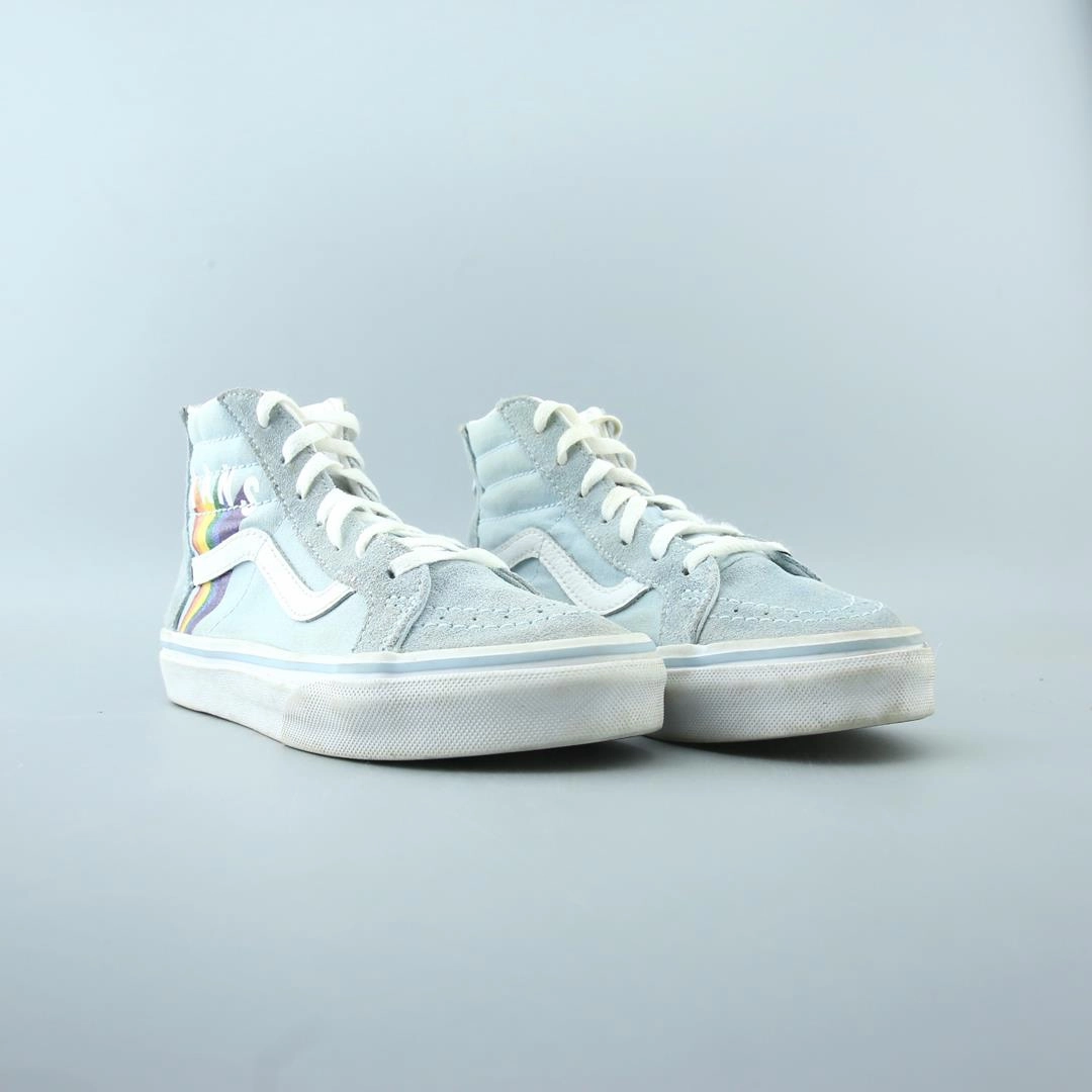 VANS SK8-HI Vans skate shoe imagery