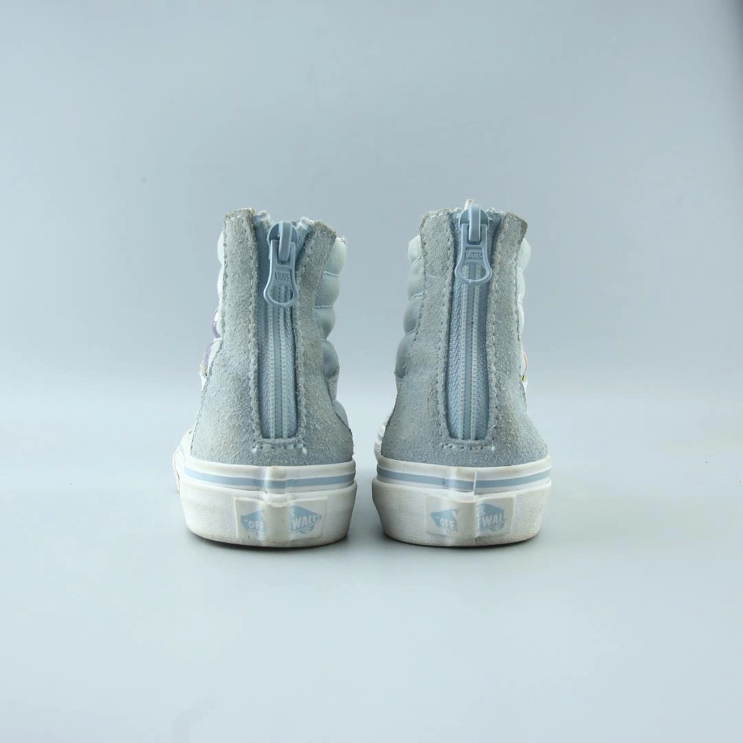VANS SK8-HI Vans skate shoe imagery