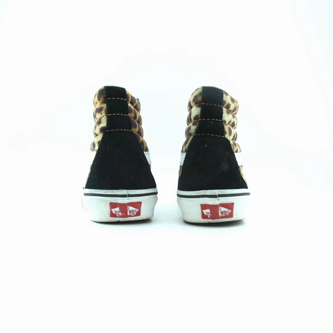 VANS SK8-HI Vans skate shoe imagery