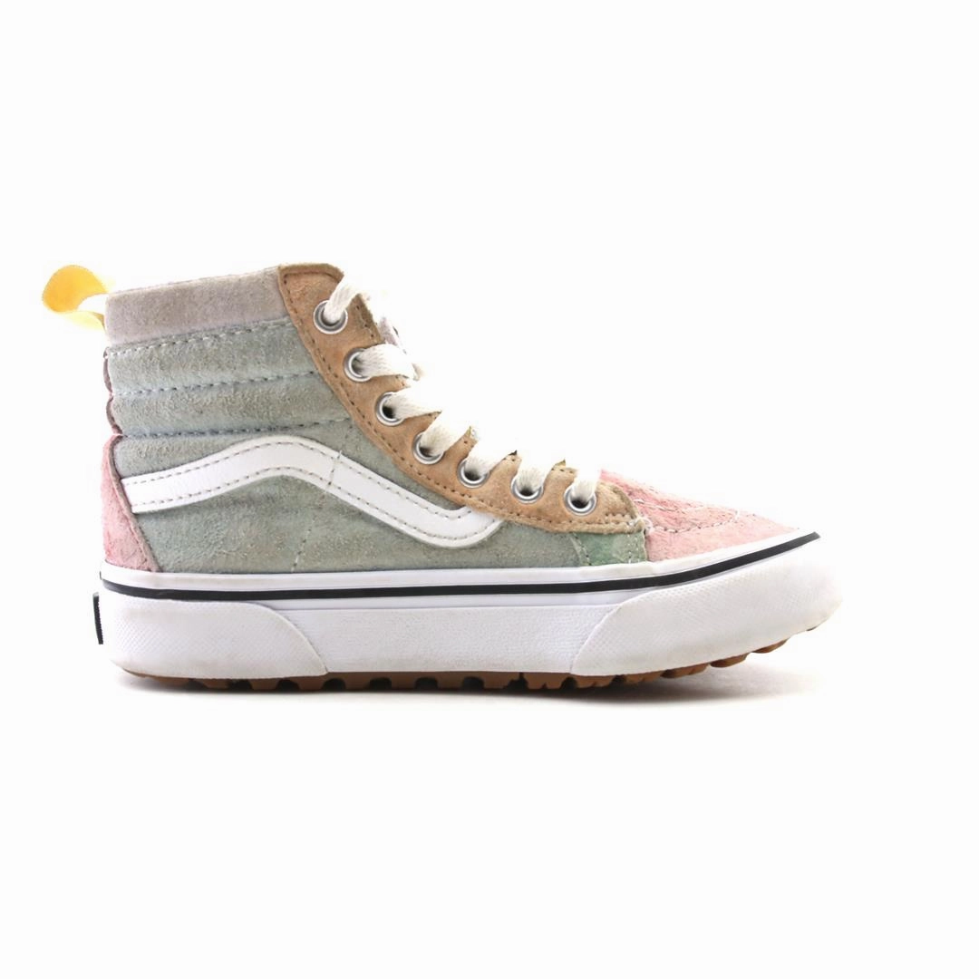 VANS SK8-HI Vans skate shoe imagery