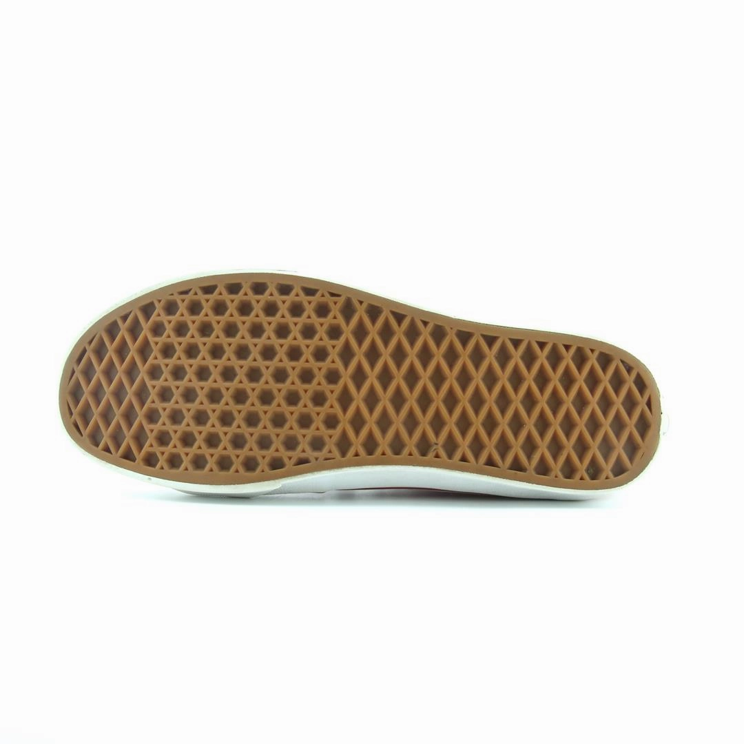 VANS SK 8 HI Vans skate shoe imagery