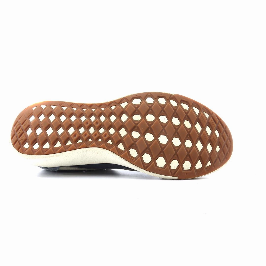 VANS ULTRANGE Vans skate shoe imagery