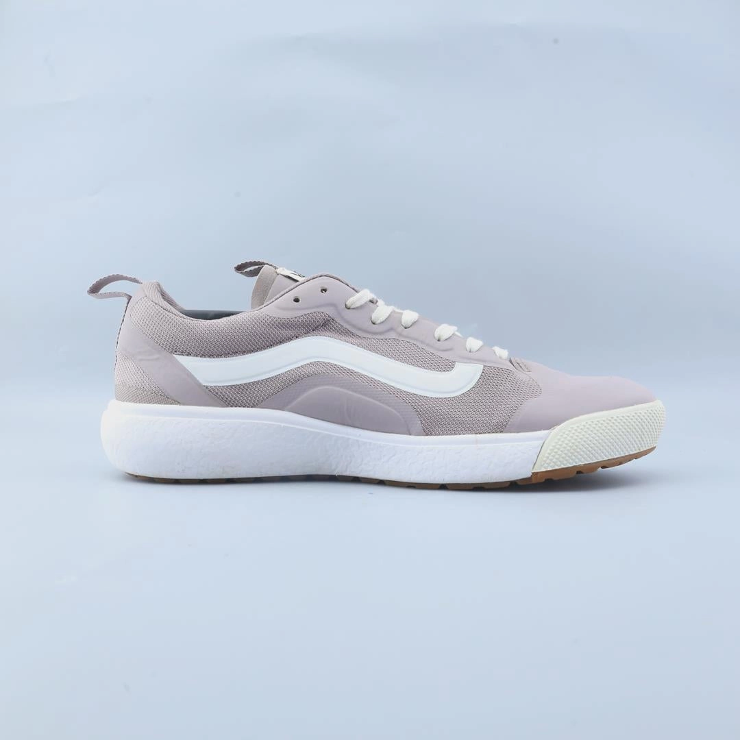 VANS ULTRARANGE Vans skate shoe imagery