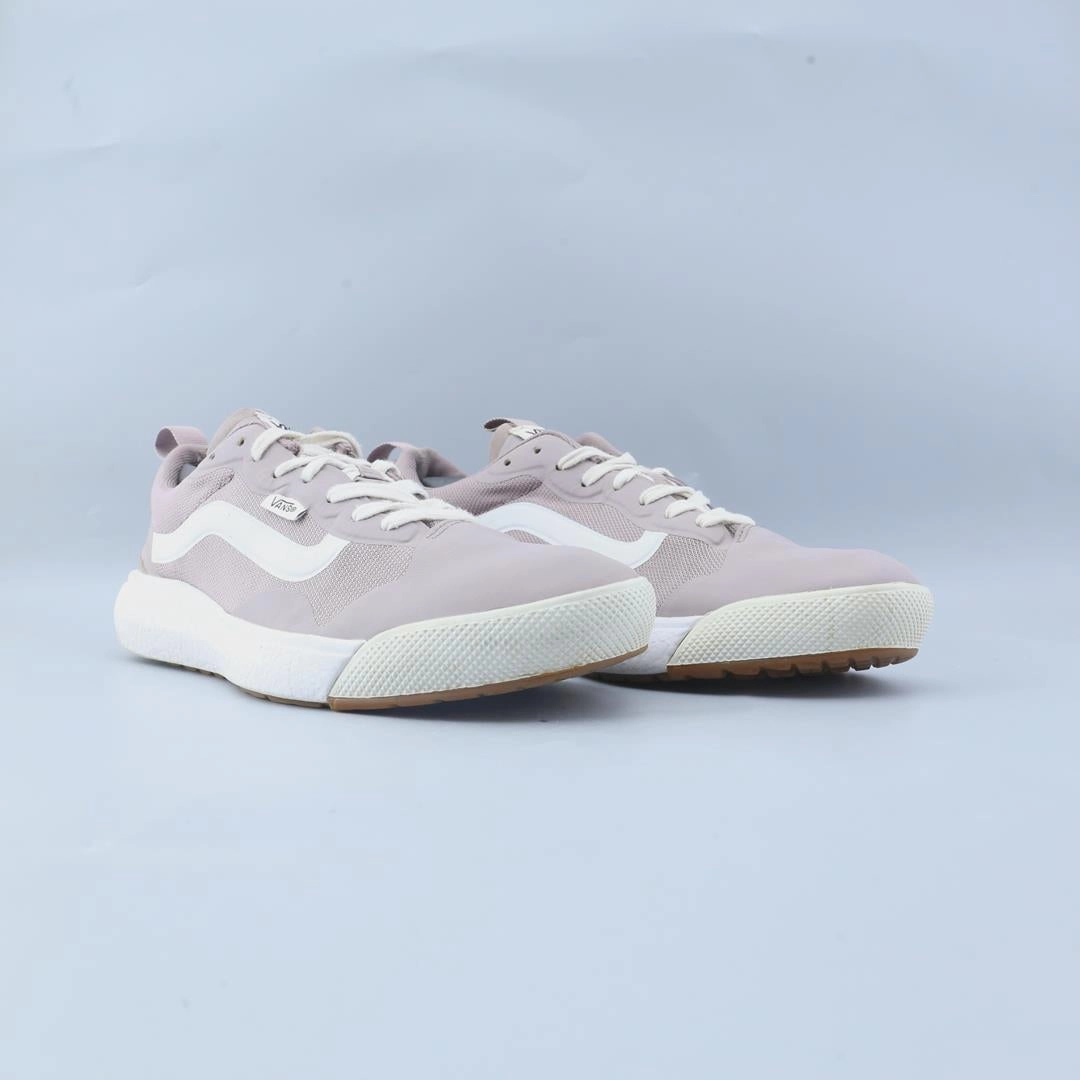 VANS ULTRARANGE Vans skate shoe imagery