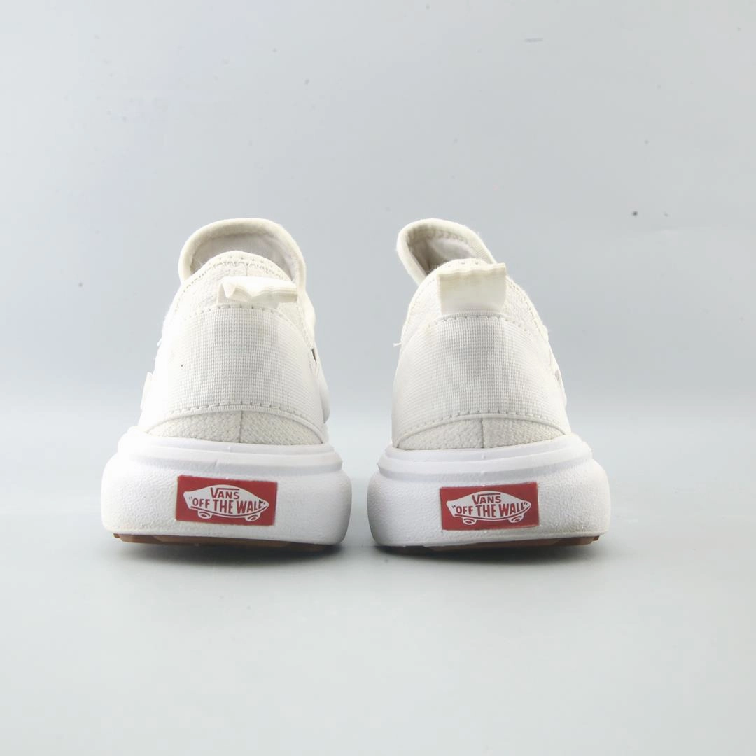 VANS ULTRARANGE Vans skate shoe imagery
