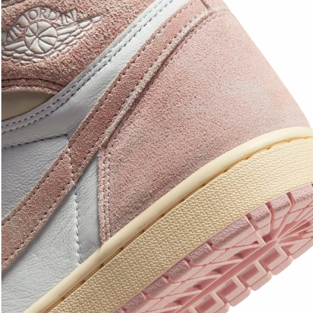Women's Air Jordan 1 Retro Hi OG Washed Pink Atmosphere White Muslin Sail Basketball Shoes