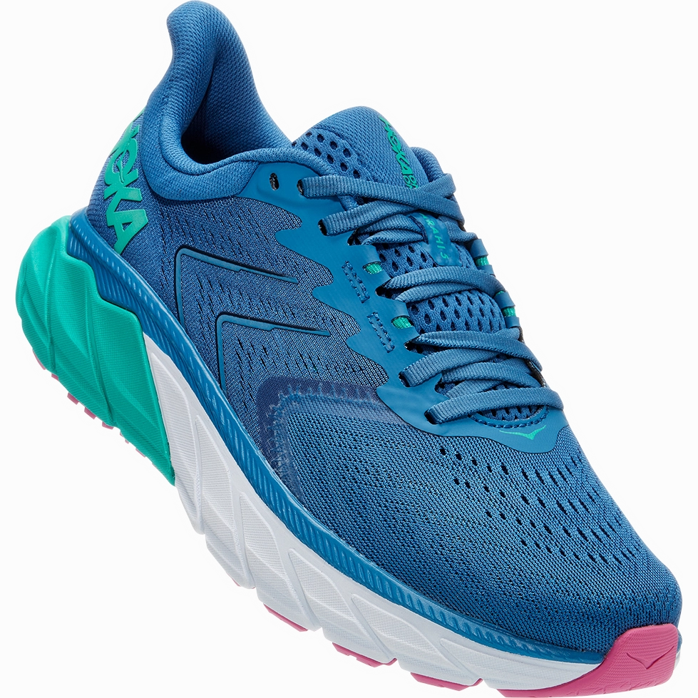 Women's Arahi 5 Designer casual sneakers