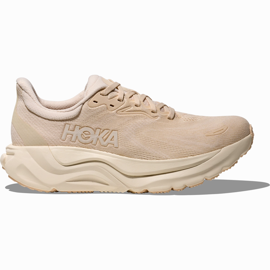 Women's Arahi 8 Wide Designer casual sneakers