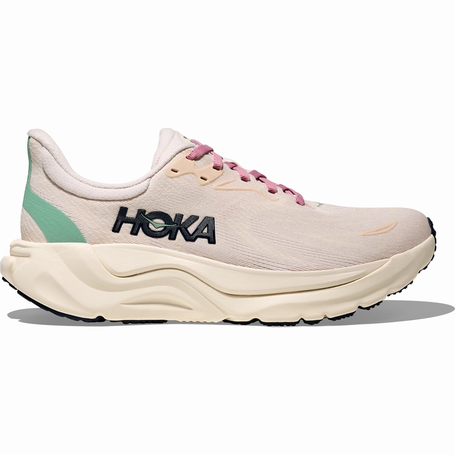 Women's Arahi 8 Wide Designer casual sneakers