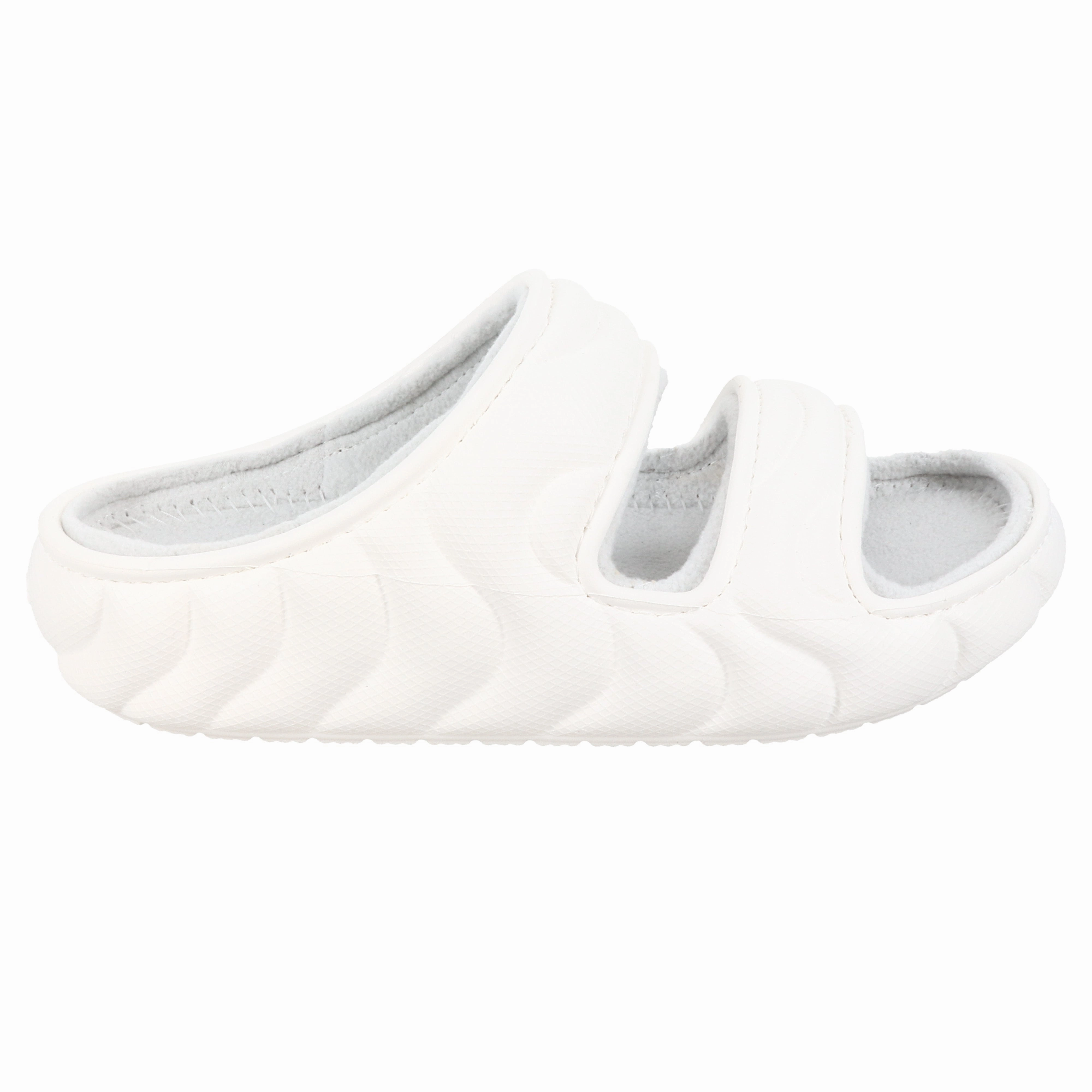 Women's Cozzzy Overpuff Sandal Crocs slip-on shoes for casual use
