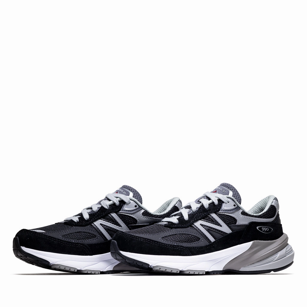Women's New Balance Made in USA 990v6 - Black New Balance versatile casual sneakers